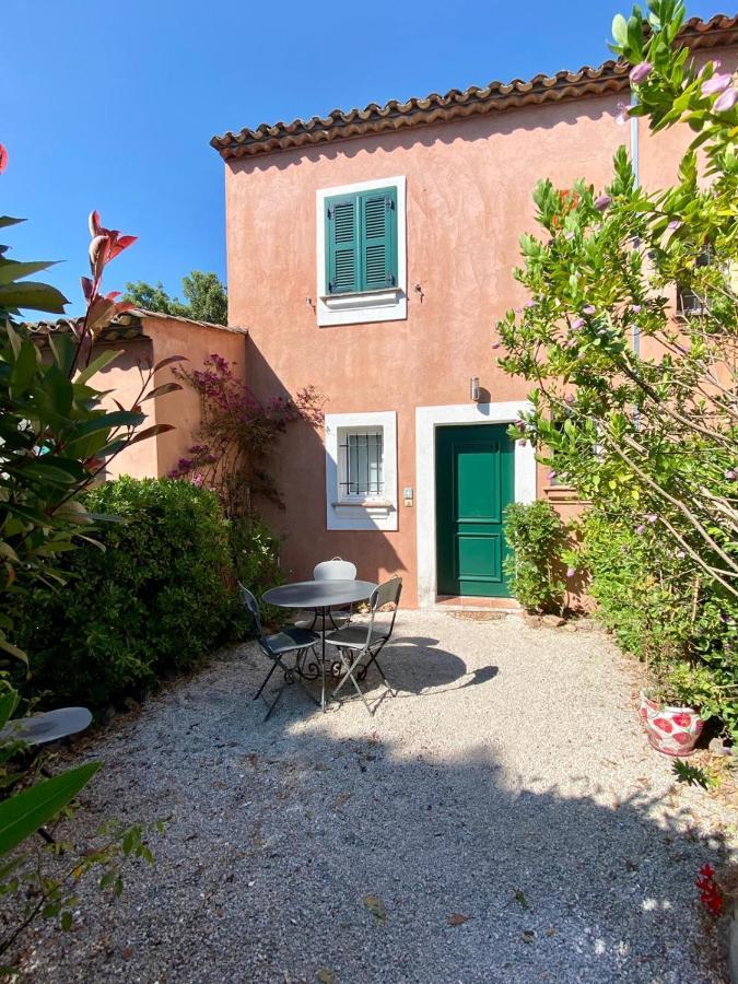 Villa Vue Mer Donnant Sur Le Golfe De St Tropez, 2 Chambres, 6 Pers, Piscine Commune Saint-Tropez Esterno foto